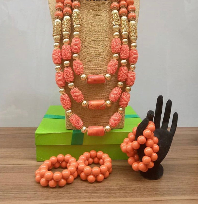 Akwaugo Jewelry Set