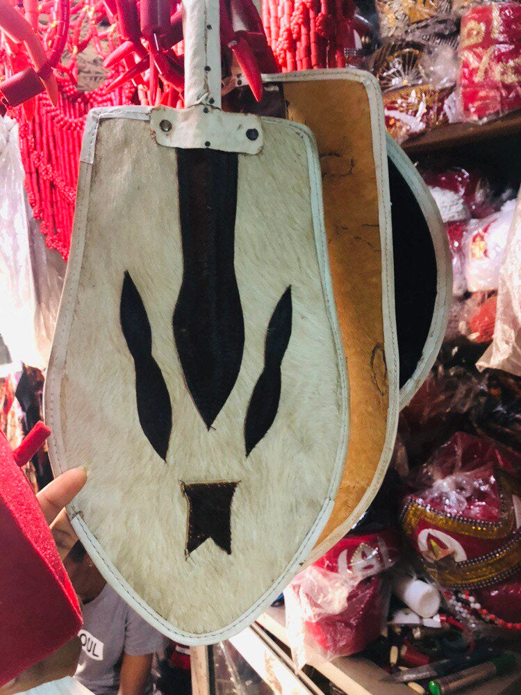 Nigerian chieftancy/groom/king animal skin fur hand fan - Dimaz