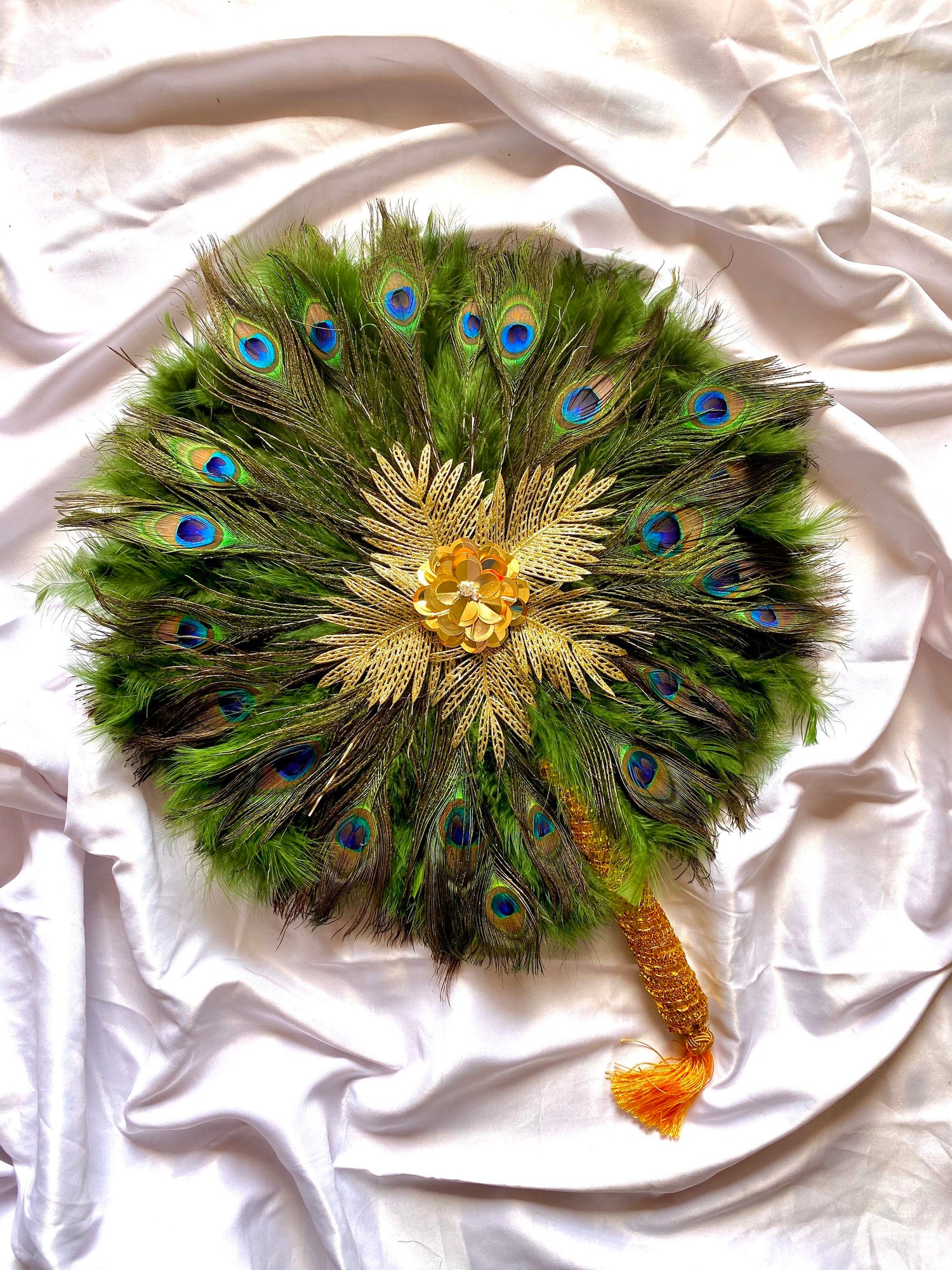 Peacock feather hand fan 20” - Dimaz